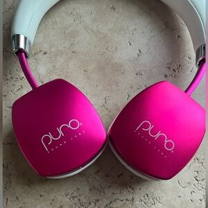 Puro Sound Labs Bluetooth Kids Headphones – Pink/White